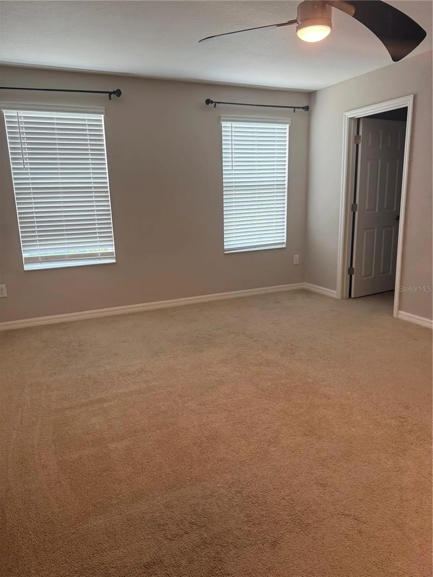4656 Vignette Sarasota FL 34240