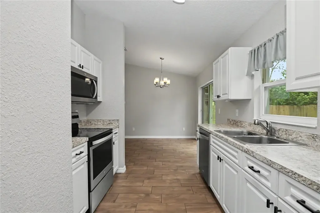 6512 NW 11 Avenue Ocala FL 34475
