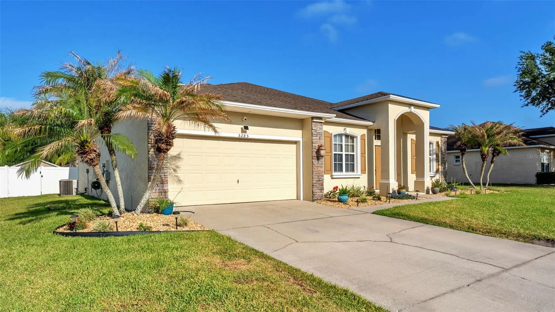 5285 English Drive Lakeland FL 33812