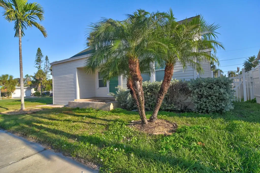 15565 Gulf Boulevard Redington Beach FL 33708