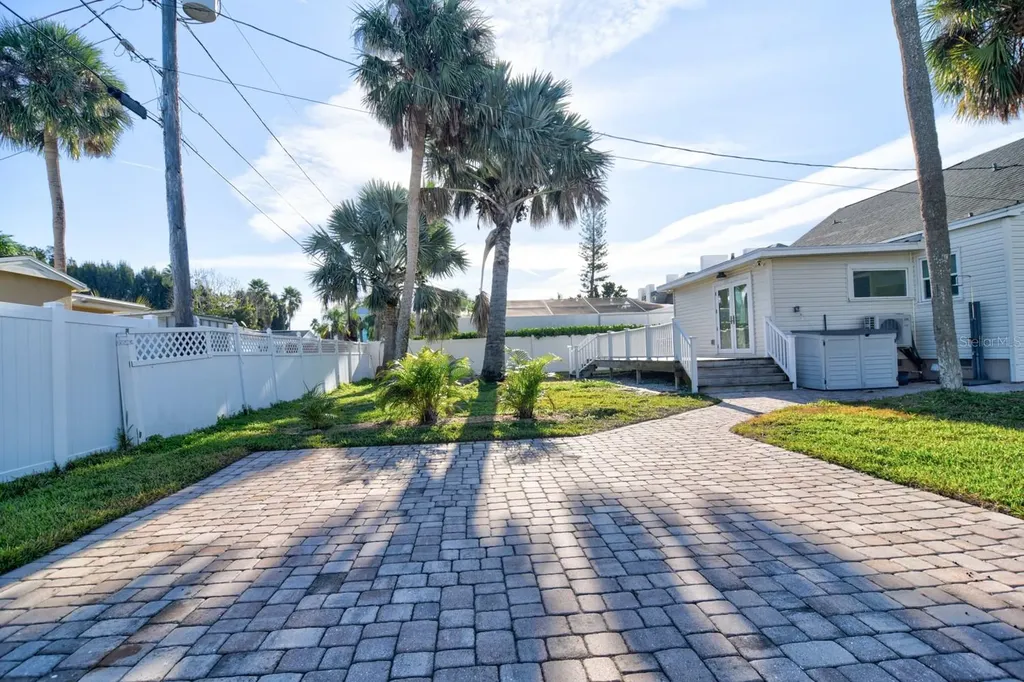 15565 Gulf Boulevard Redington Beach FL 33708