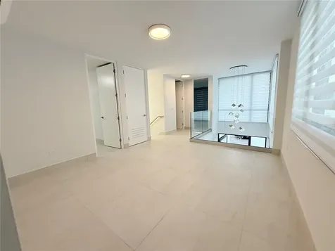 Urb Riveria Parkview Calle Jasper Bayamon PR 00959