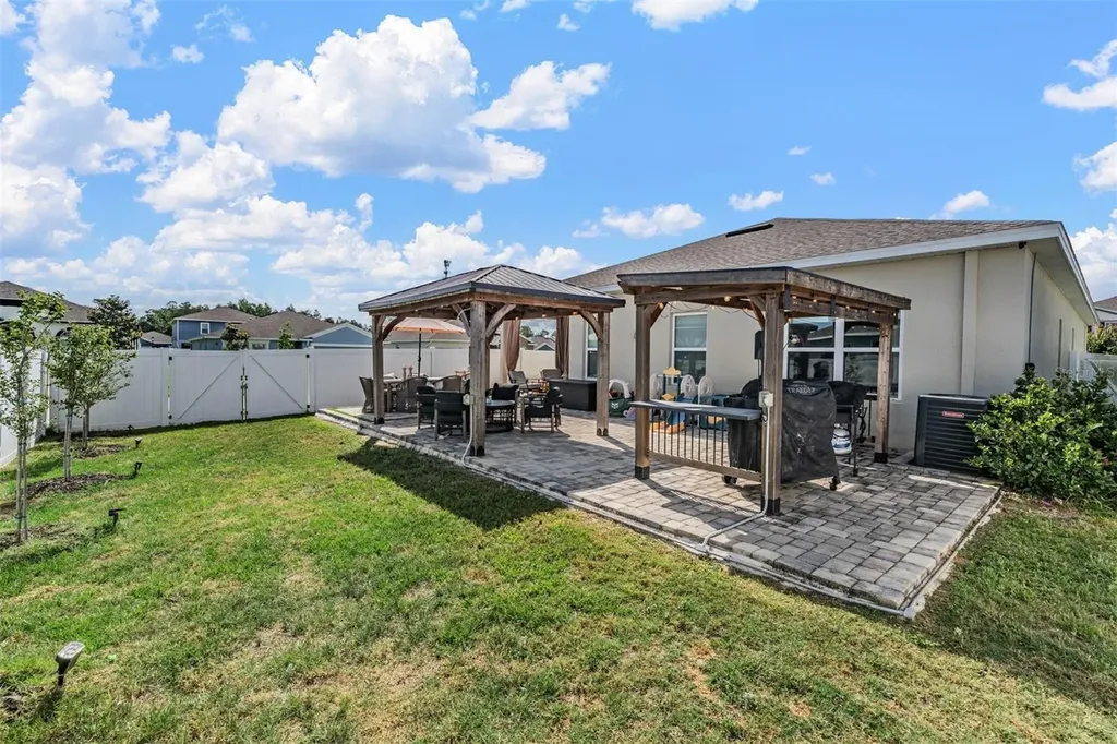 29345 Meadowcroft Avenue Wesley Chapel FL 33544