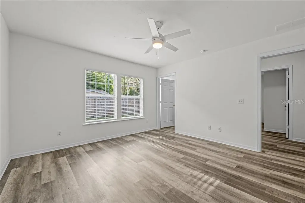 415 NW 10th Street Gainesville FL 32601