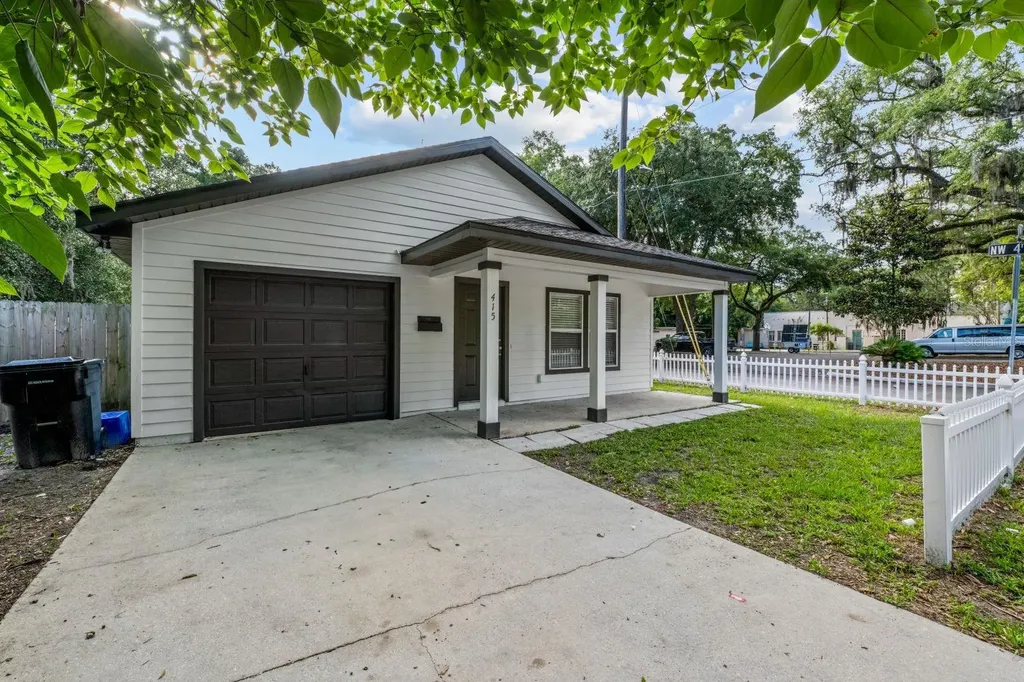 415 NW 10th Street Gainesville FL 32601
