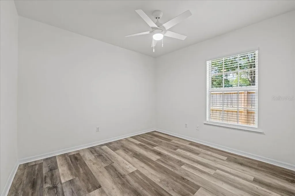 415 NW 10th Street Gainesville FL 32601