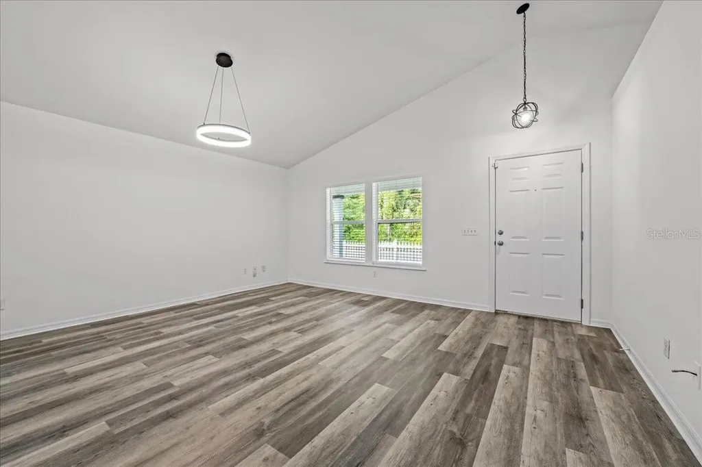 415 NW 10th Street Gainesville FL 32601