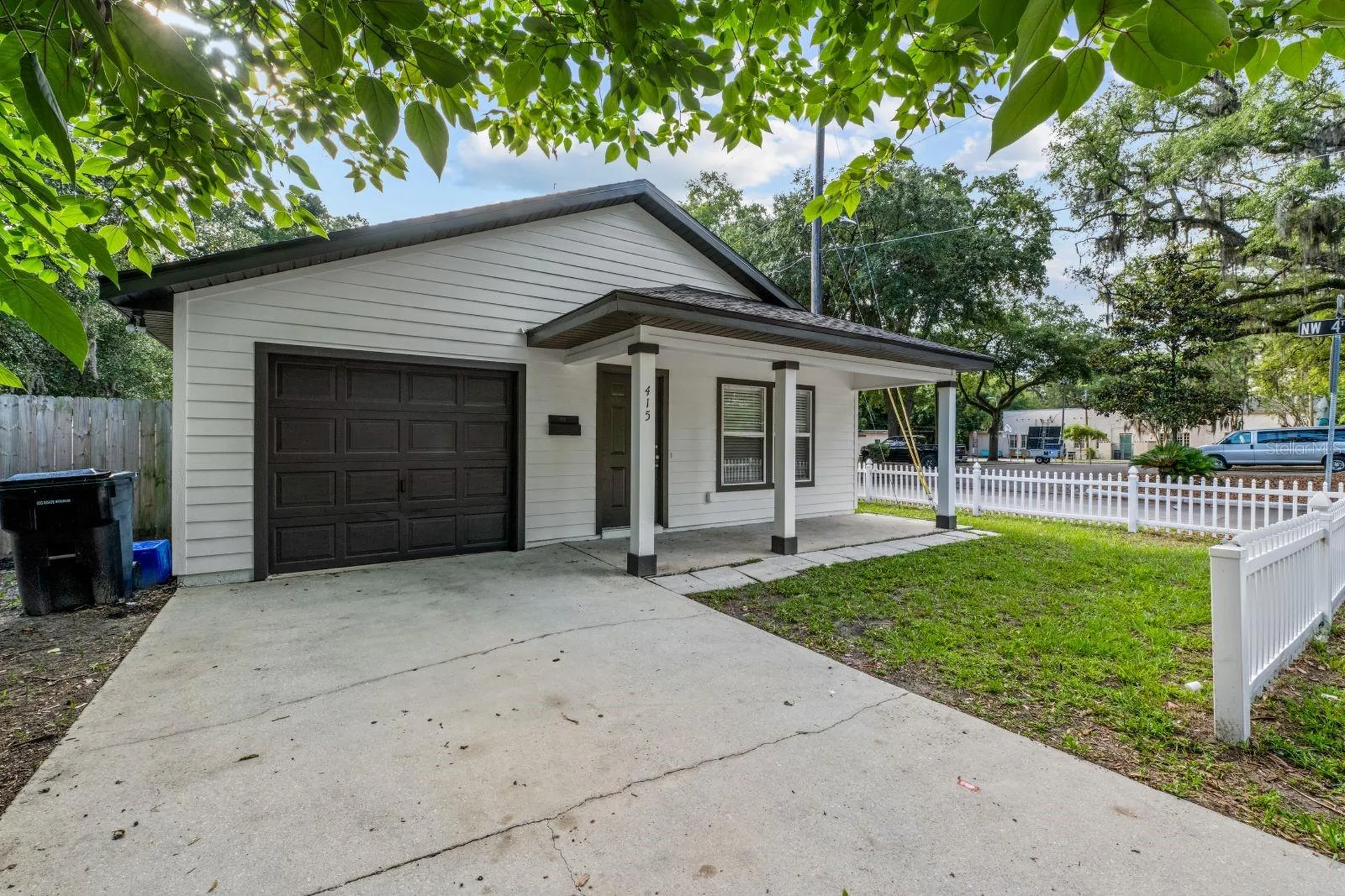 415 NW 10th Street Gainesville FL 32601