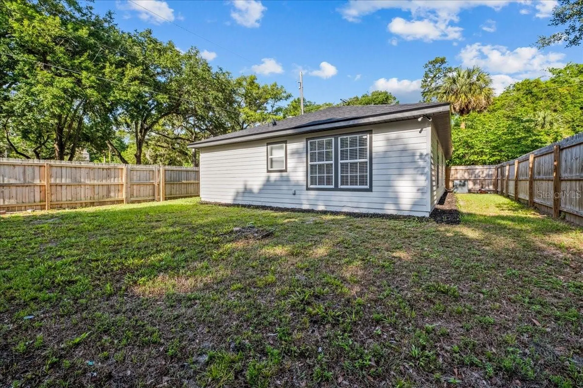 415 NW 10th Street Gainesville FL 32601