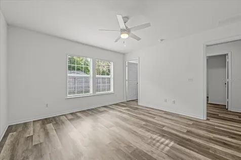 415 NW 10th Street Gainesville FL 32601