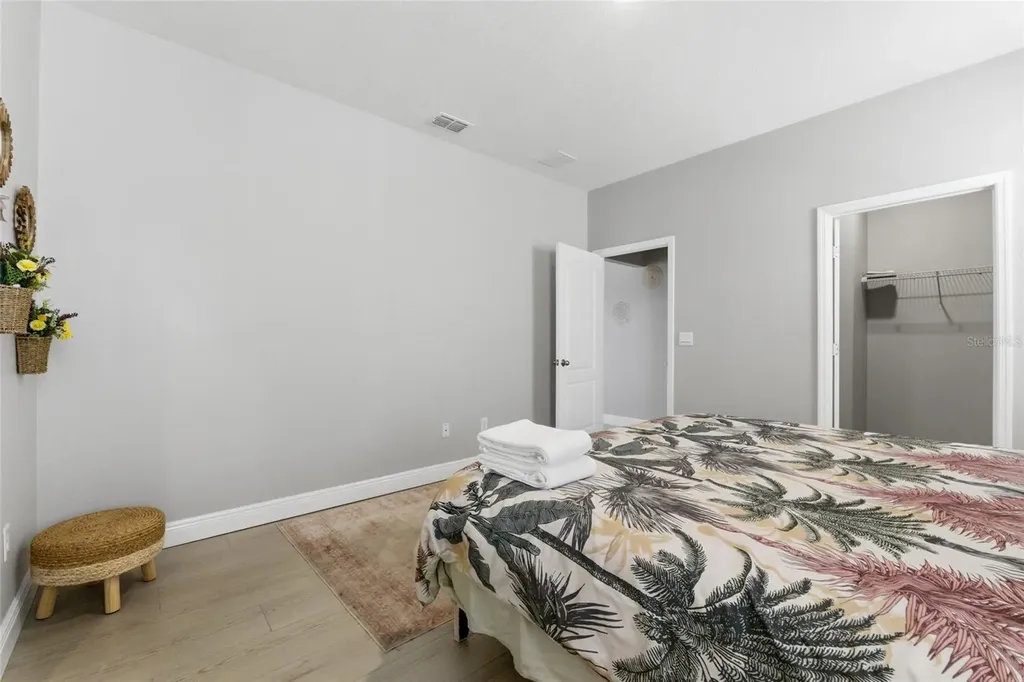 7635 Oakmoss Loop Davenport FL 33837
