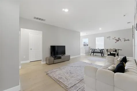 7635 Oakmoss Loop Davenport FL 33837
