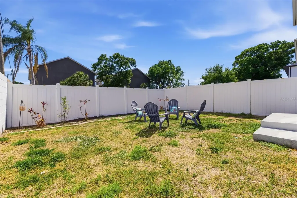 3902 W Everett Street Tampa FL 33616