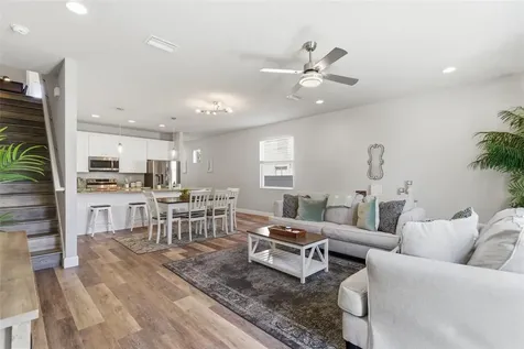 3902 W Everett Street Tampa FL 33616
