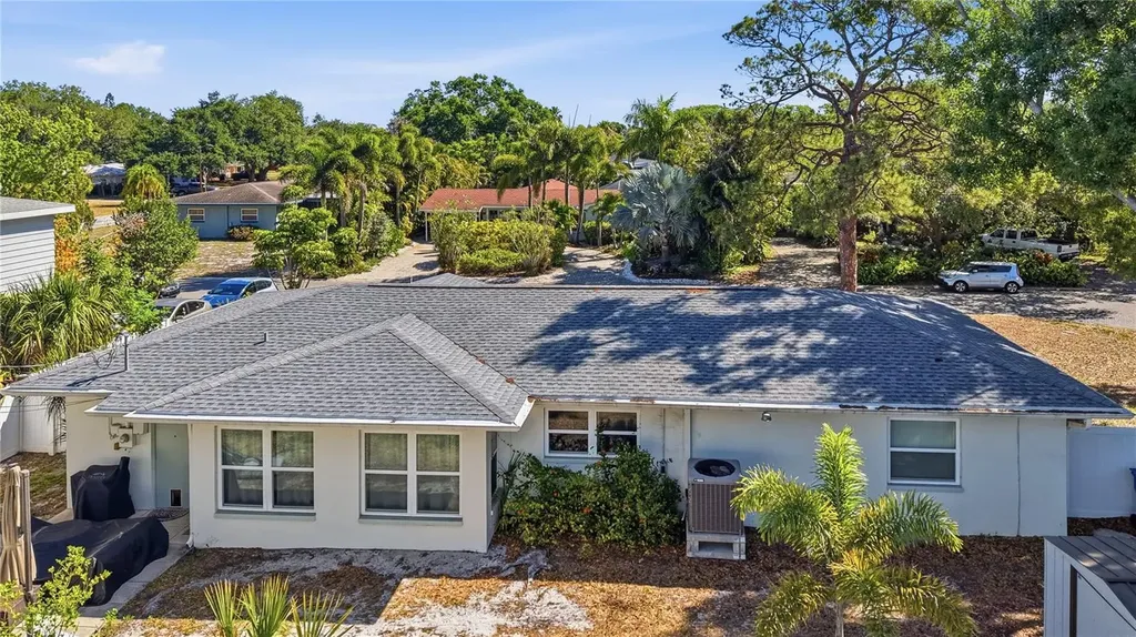7700 16th Avenue N St Petersburg FL 33710