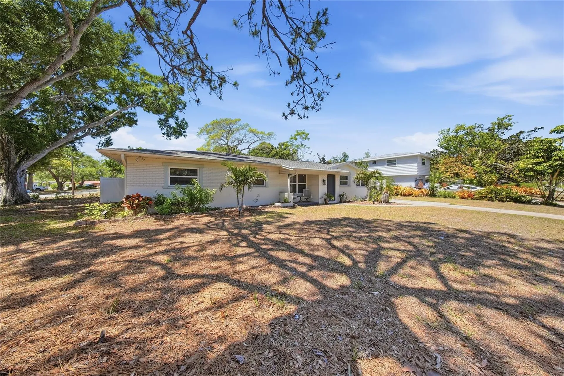 7700 16th Avenue N St Petersburg FL 33710