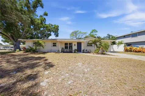 7700 16th Avenue N St Petersburg FL 33710