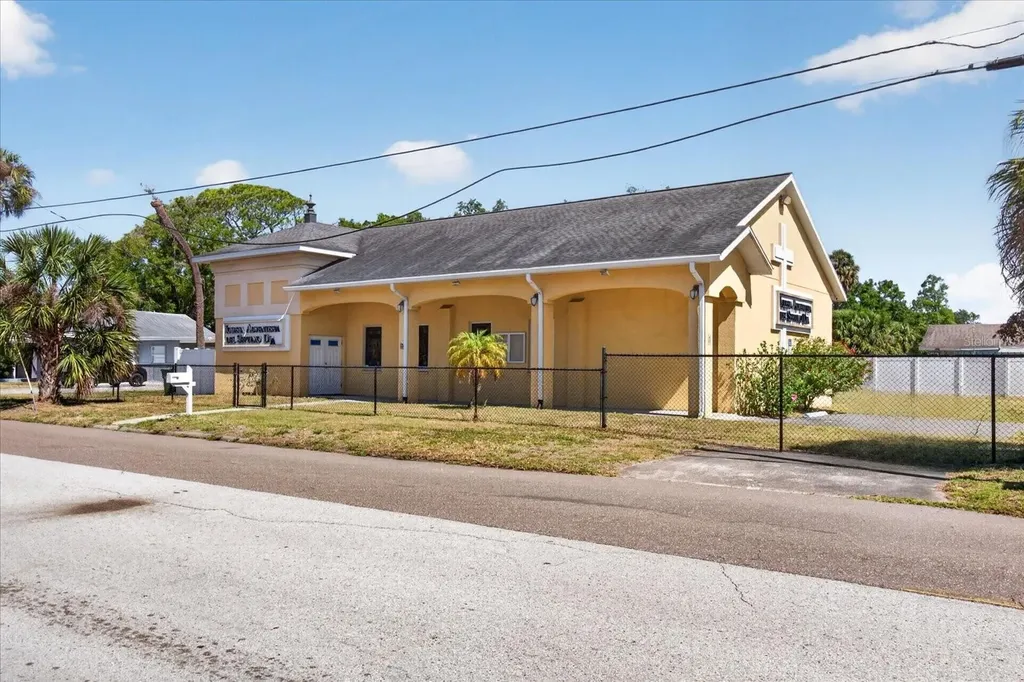 2018 Grant Street Tampa FL 33605