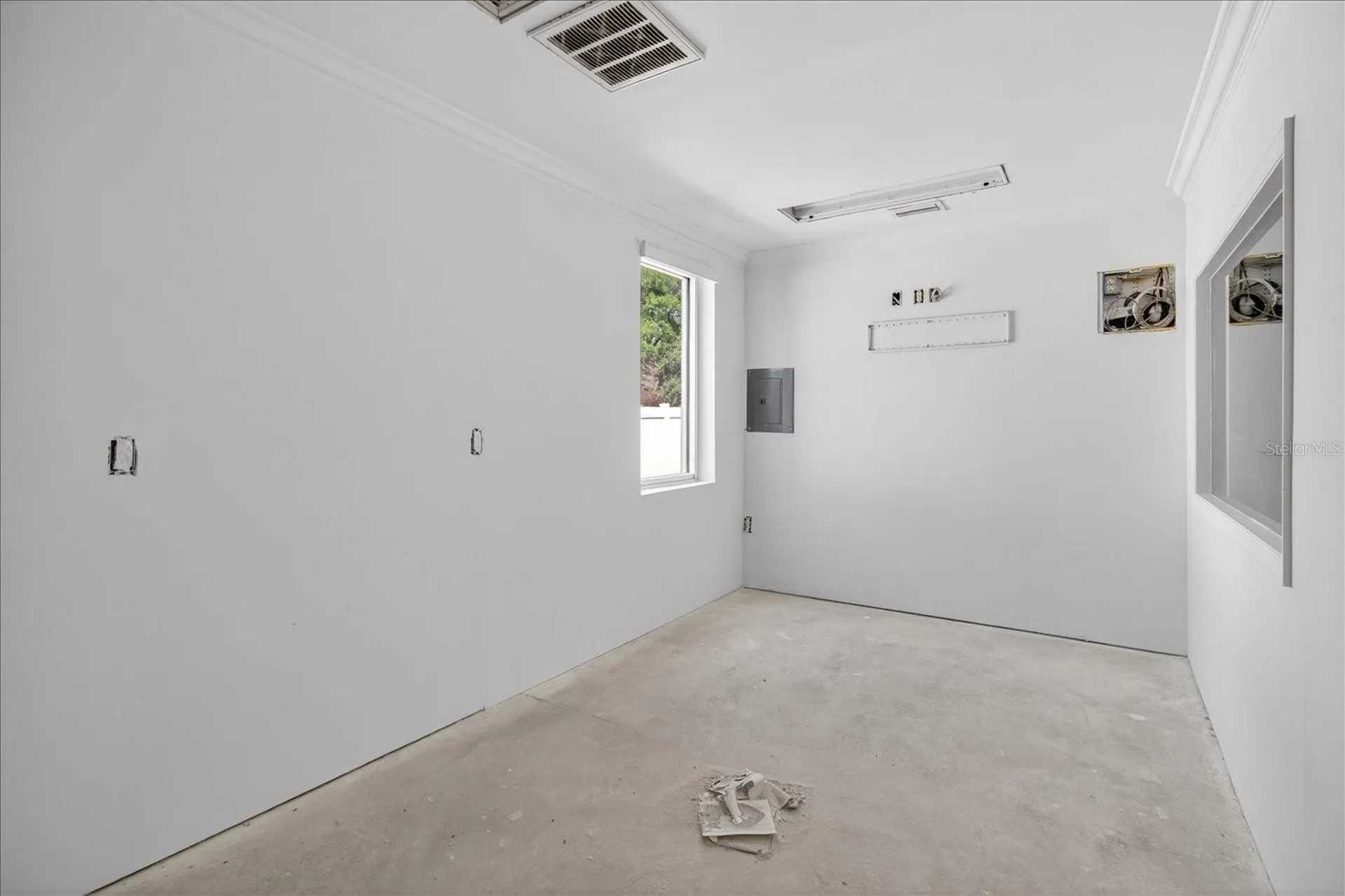2018 Grant Street Tampa FL 33605