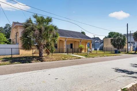 2018 Grant Street Tampa FL 33605