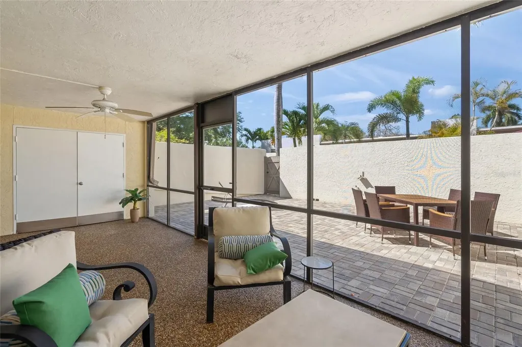 226 Sherwood Drive Bradenton FL 34210