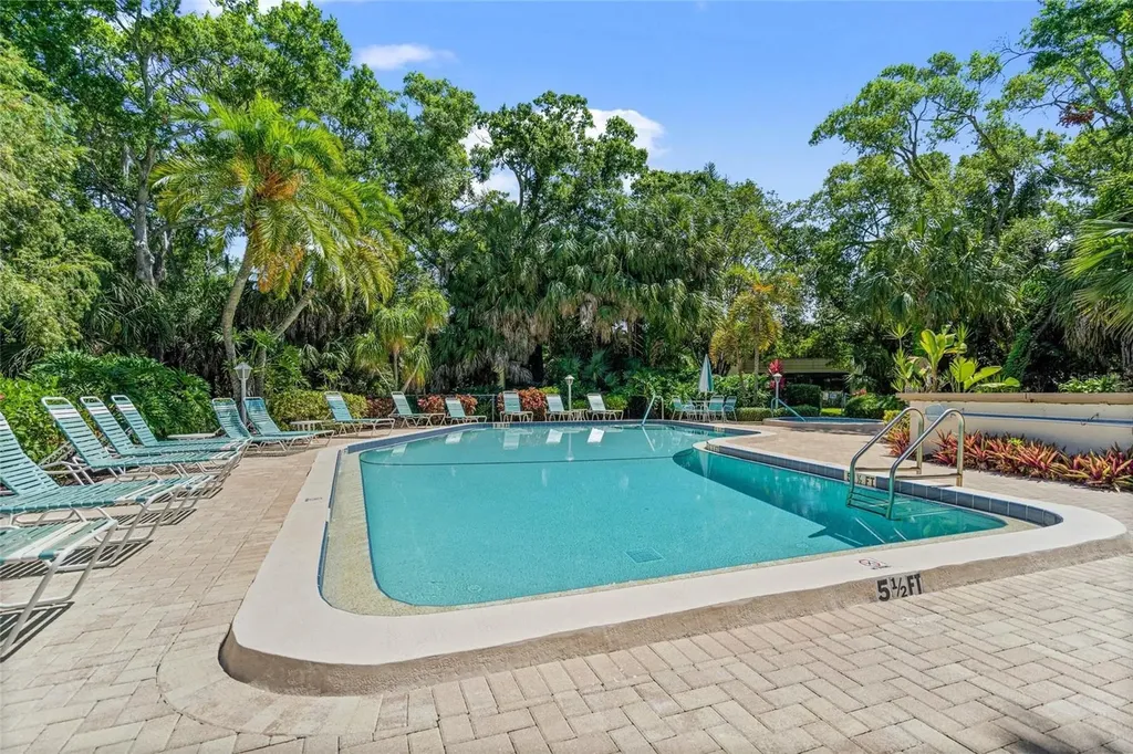 226 Sherwood Drive Bradenton FL 34210