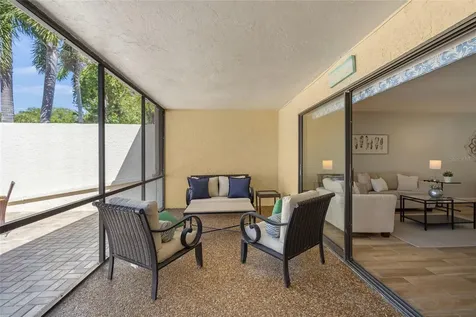 226 Sherwood Drive Bradenton FL 34210