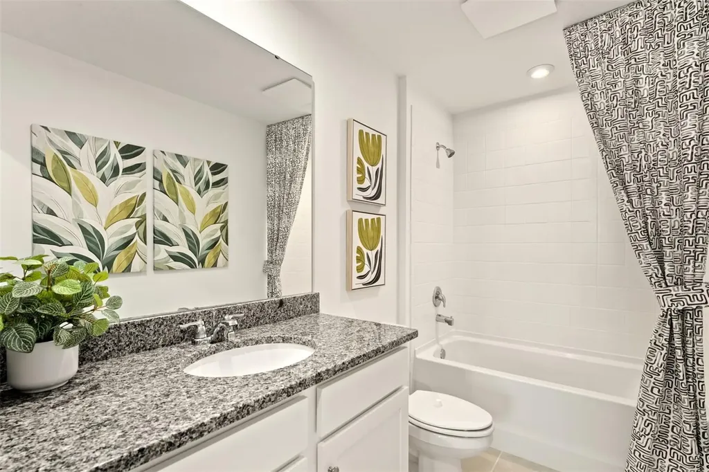 2808 Camellia Flower Street Apopka FL 32703