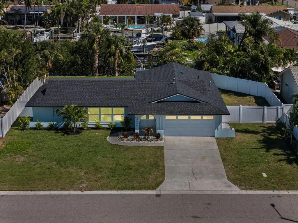 4568 40th Street S St Petersburg FL 33711