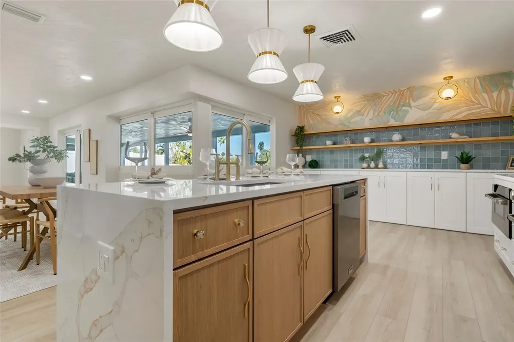 4568 40th Street S St Petersburg FL 33711