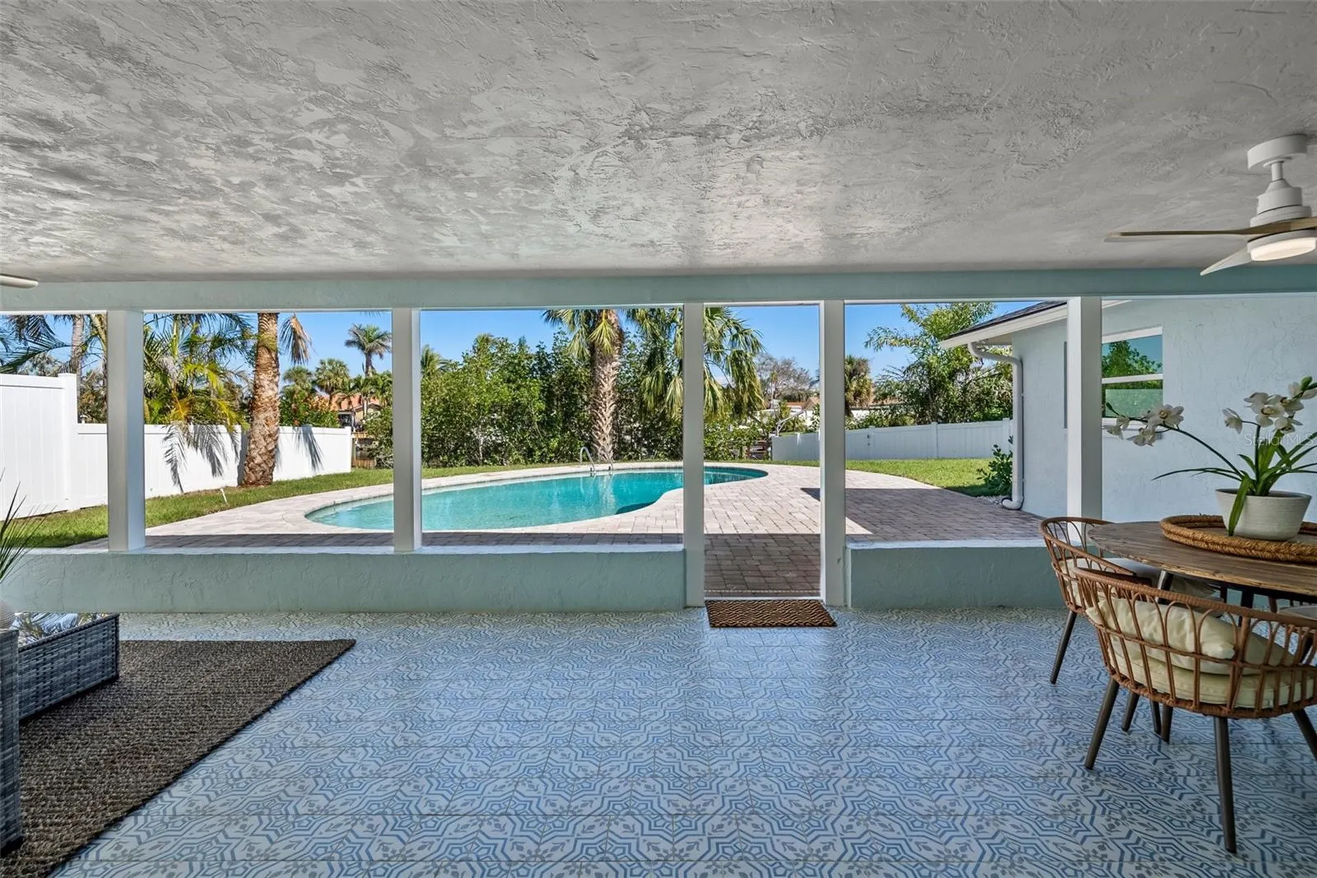4568 40th Street S St Petersburg FL 33711