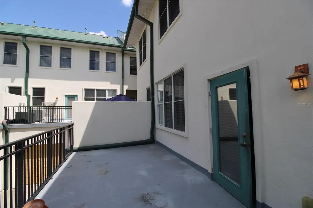 132 NE 4th Street Gainesville FL 32601