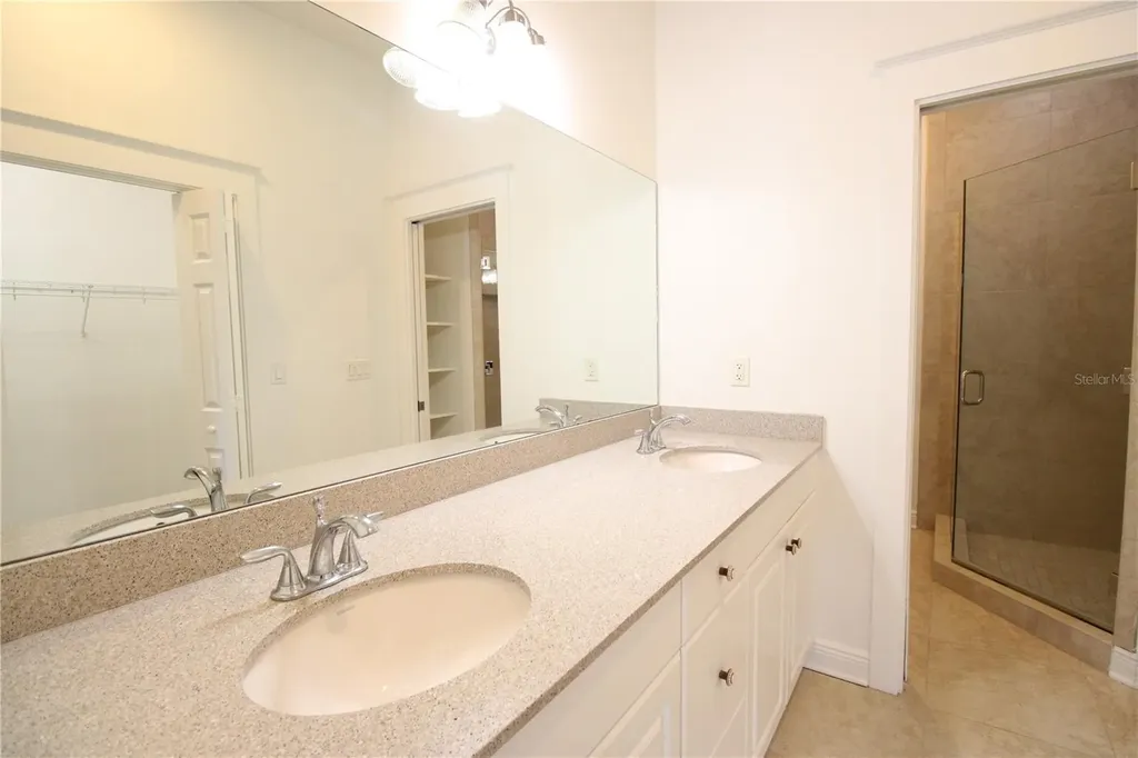 132 NE 4th Street Gainesville FL 32601