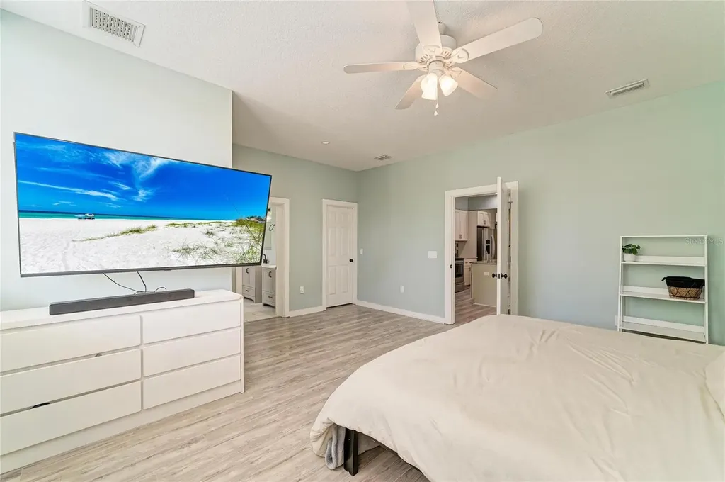 1609 17th Street W Bradenton FL 34205