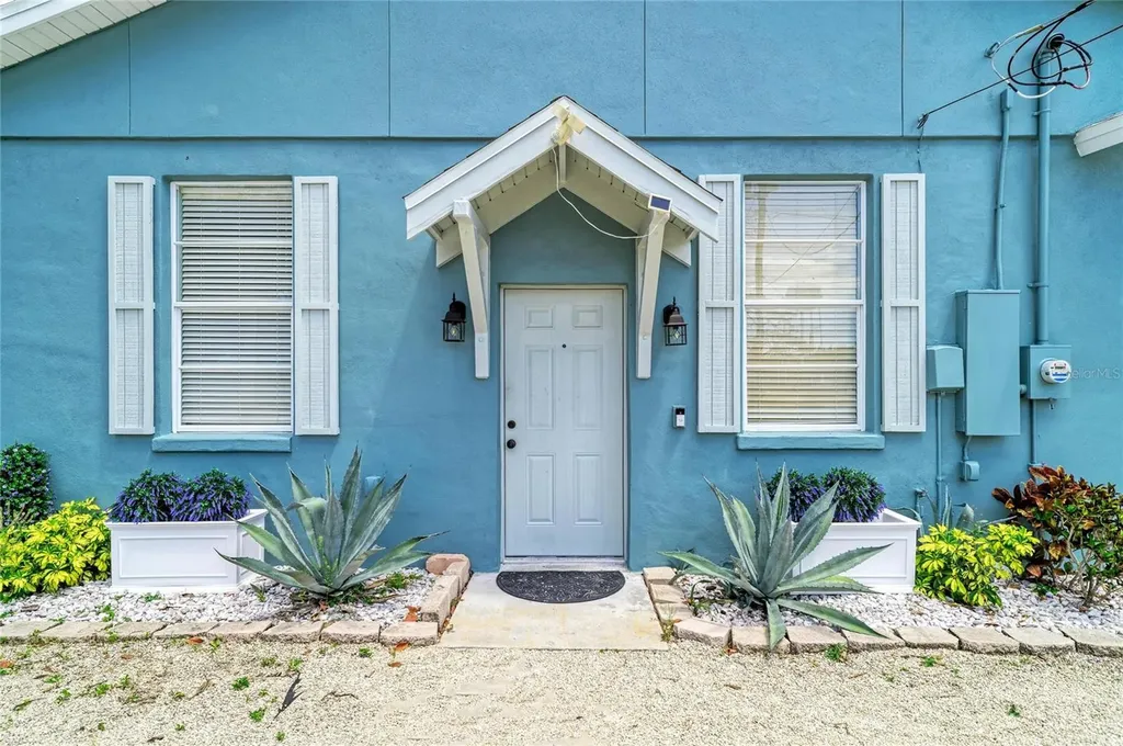 1609 17th Street W Bradenton FL 34205