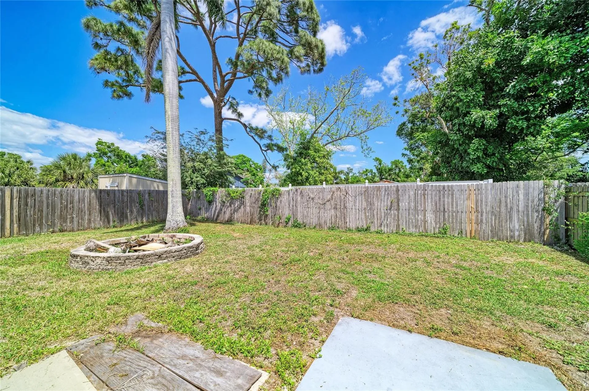 1609 17th Street W Bradenton FL 34205
