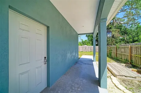 1609 17th Street W Bradenton FL 34205