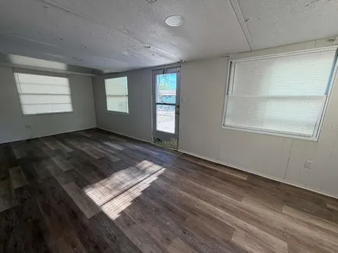 4046 Queen Anne Drive Orlando FL 32839
