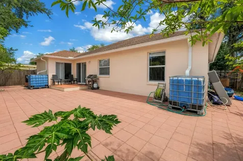 10905 61st Avenue Seminole FL 33772