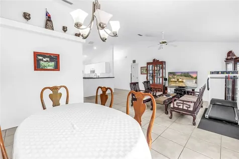 10905 61st Avenue Seminole FL 33772