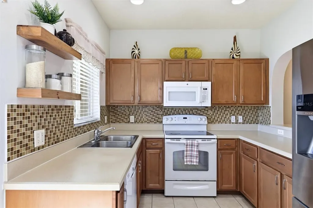 3903 45th Terrace W Bradenton FL 34210