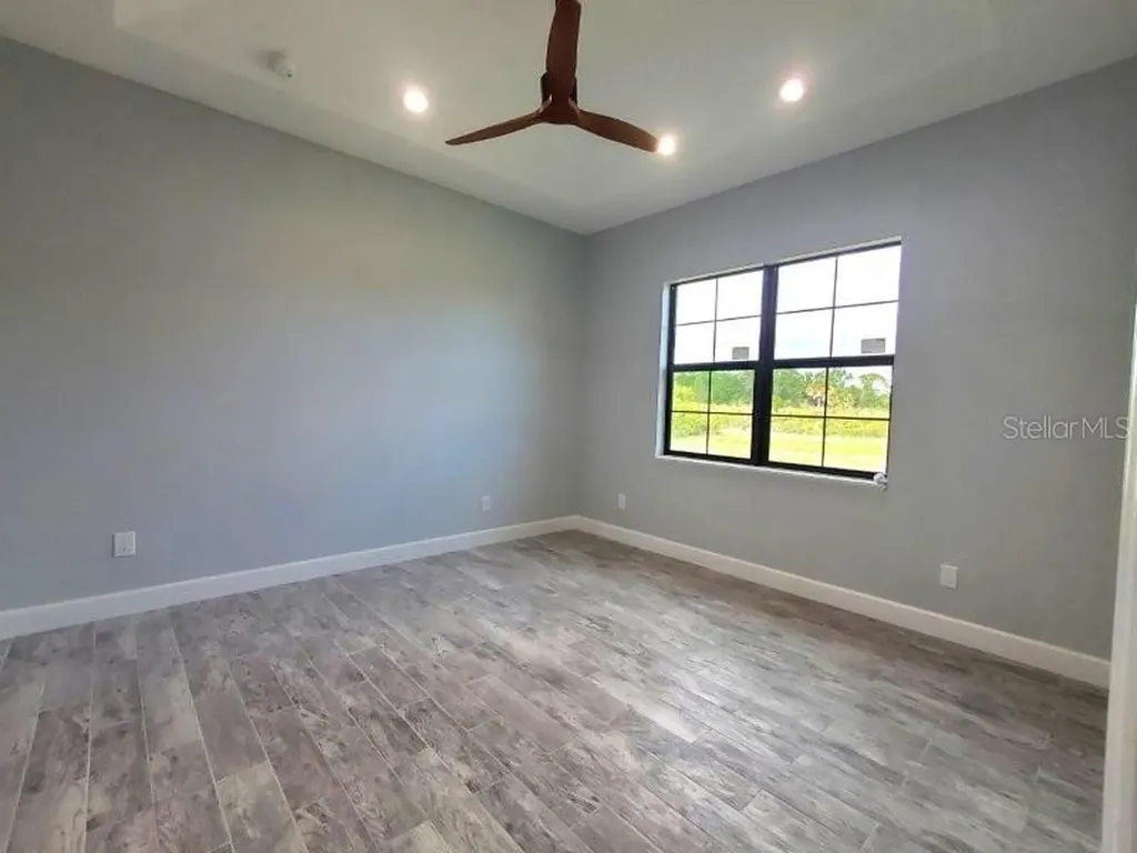 1038 San Cristobal Avenue Punta Gorda FL 33983