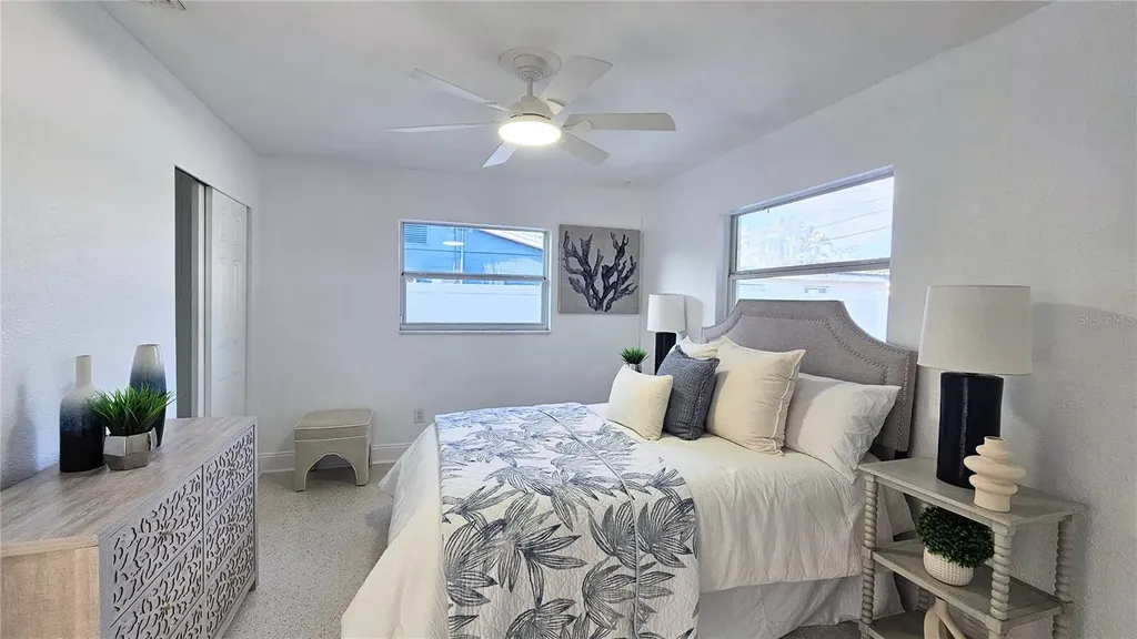 6482 20th Street N St Petersburg FL 33702