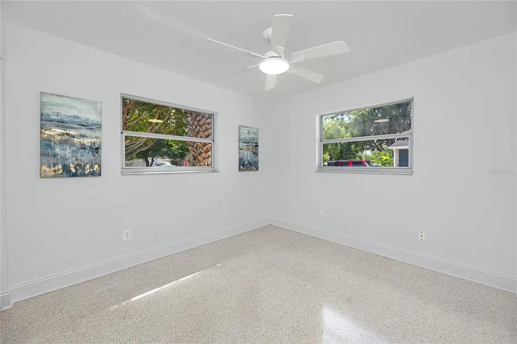 6482 20th Street N St Petersburg FL 33702