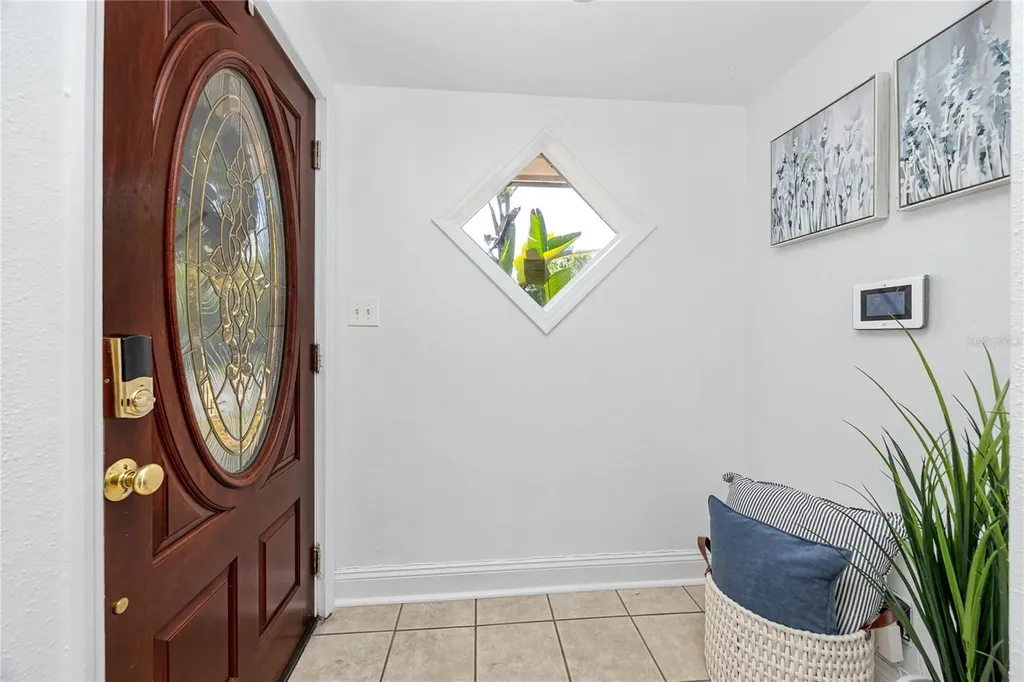 6482 20th Street N St Petersburg FL 33702