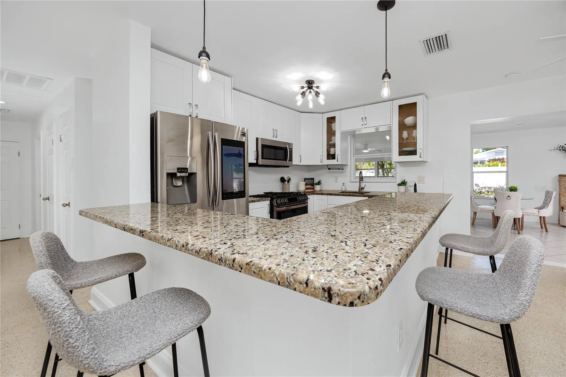 6482 20th Street N St Petersburg FL 33702
