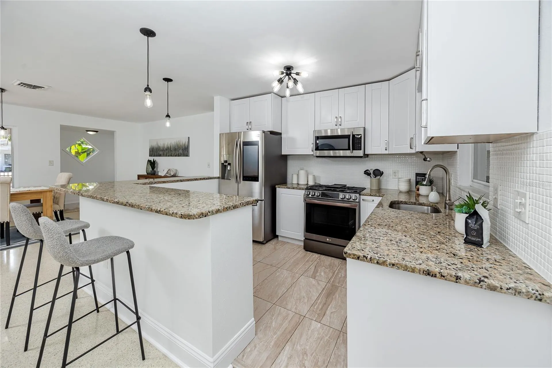 6482 20th Street N St Petersburg FL 33702