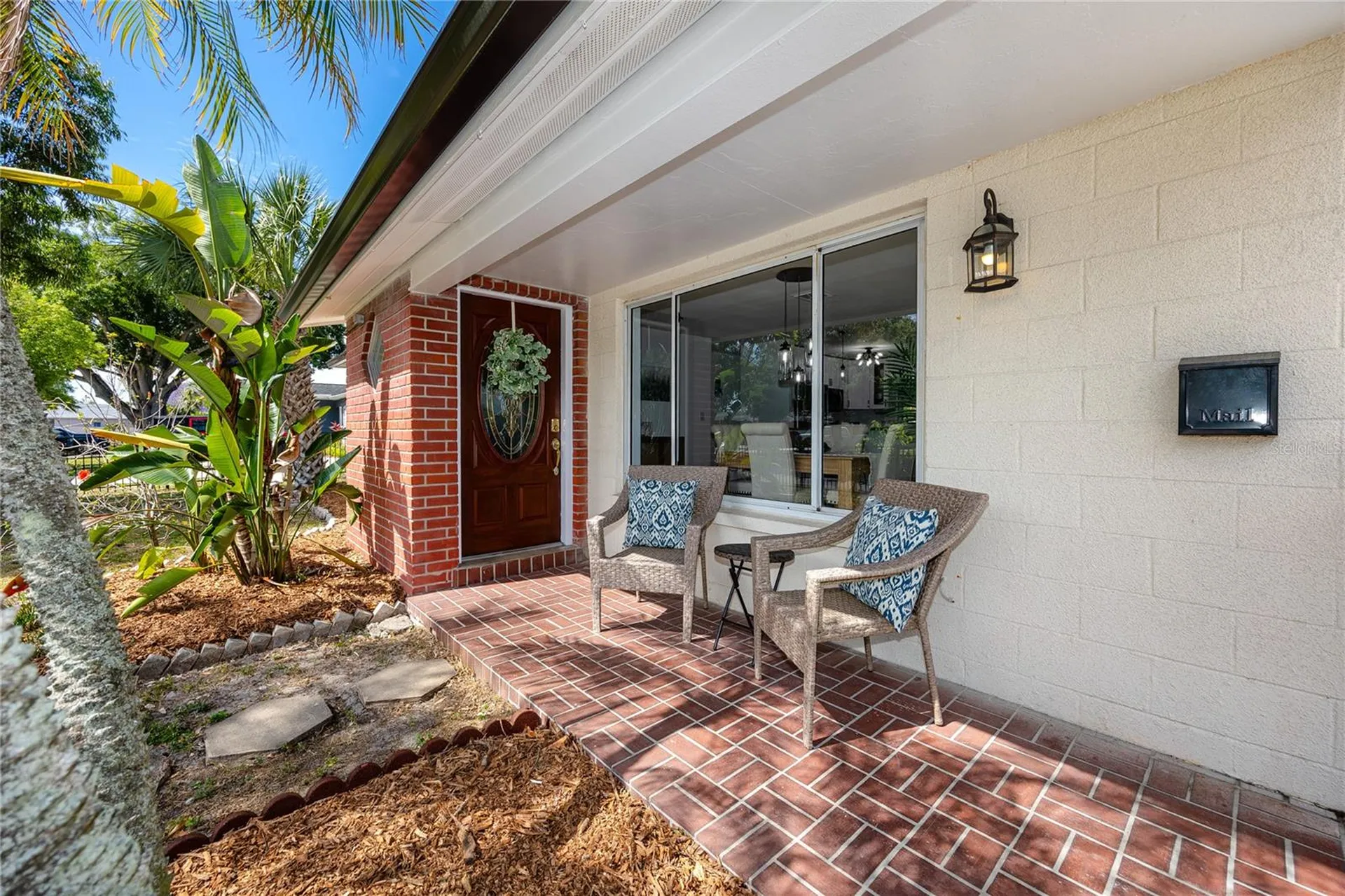 6482 20th Street N St Petersburg FL 33702