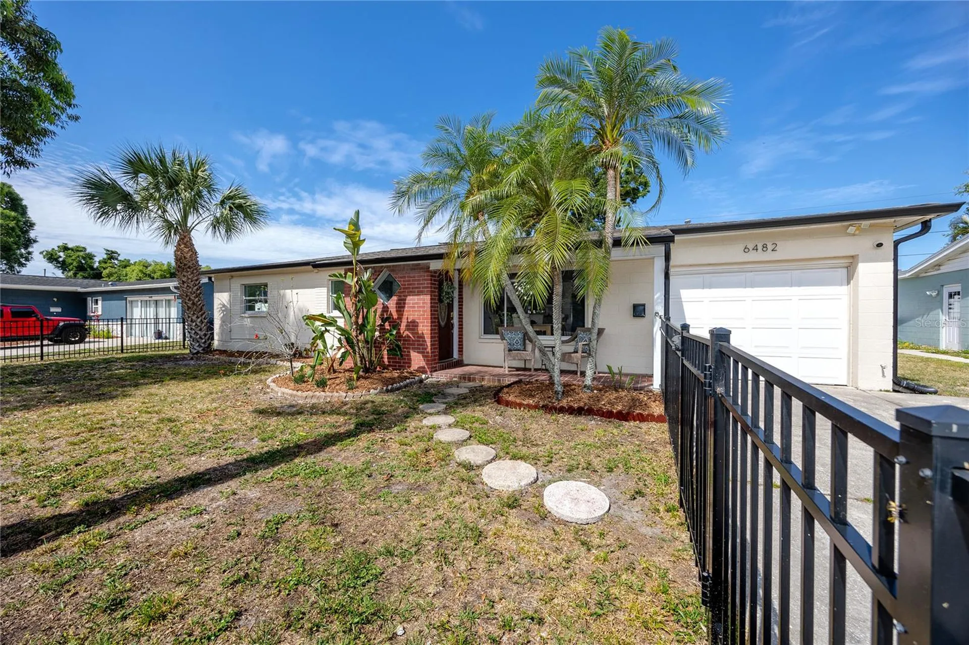 6482 20th Street N St Petersburg FL 33702