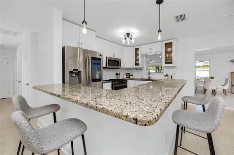 6482 20th Street N St Petersburg FL 33702